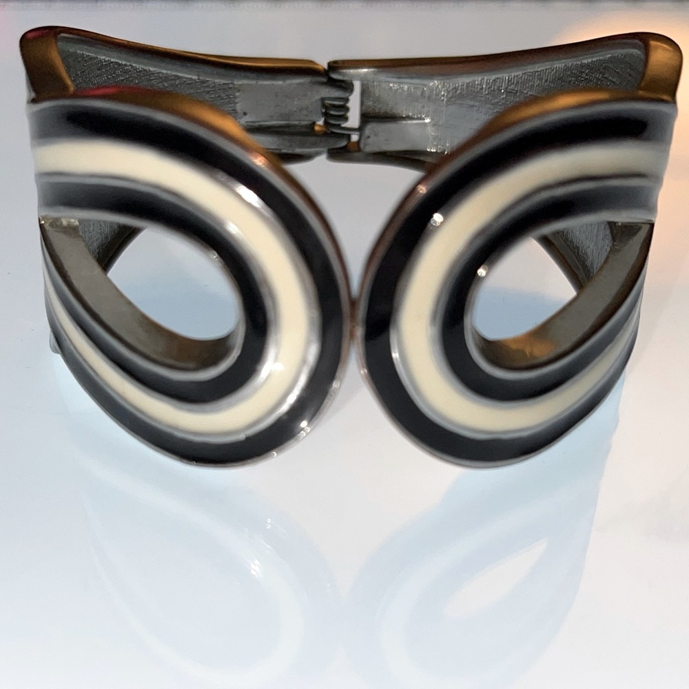 WHBM Black & White Enamel Hinged Bracelet